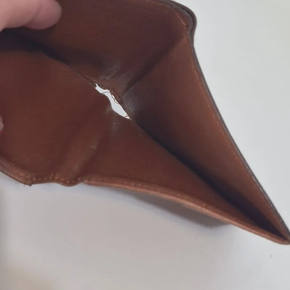 Louis Vuitton Bifold Monogram Wallet